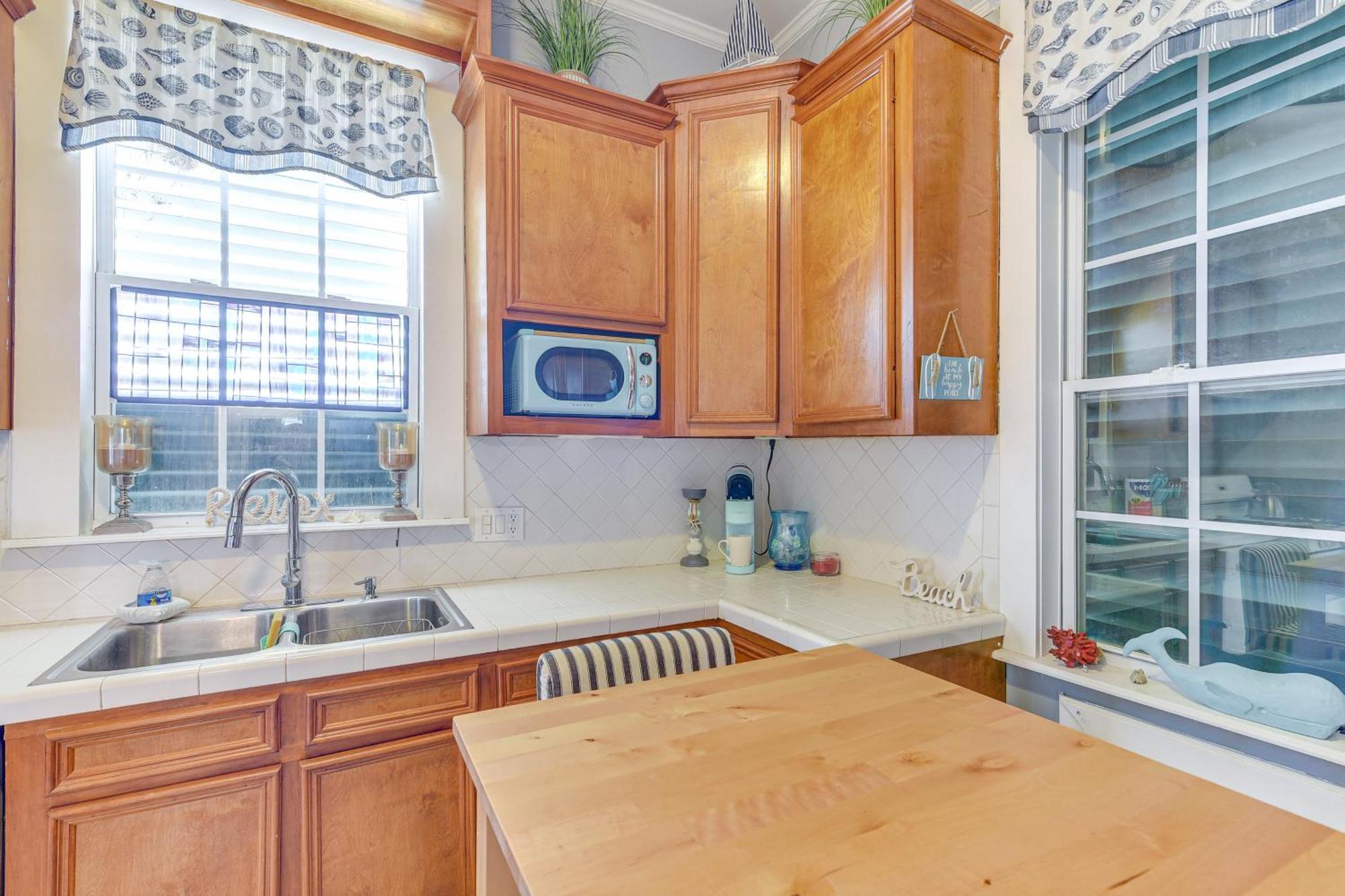 Coastal Galveston Studio About 1 Mi To Beach! Экстерьер фото